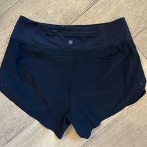 ATHLETA RUN WITH IT 3.5” SHORTS BLACK